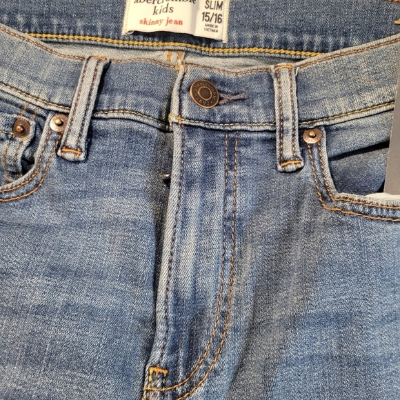 Abercrombie Kids NWT jeans Slim 15/16 - Picture 9 of 12